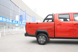 悦图&nbsp;皮卡上装                                                图片