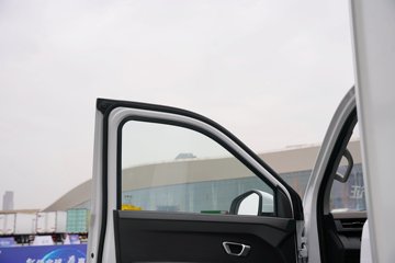 �����ͼ ������ 2L���� 141���� ����5�� 3.45�׵�����ʽ΢��ͼƬ
