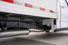 解放悦图 豪华版 2L汽油 5档 3.45米单排厢式微卡