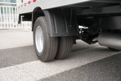 解放悦图 豪华版 2L汽油 5档 3.45米单排厢式微卡