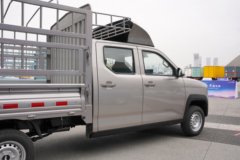 解放悦图 豪华版 1.6L汽油 122马力 东安5档 2.6米双排仓栅式微卡(后单胎)