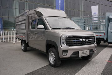 解放悦图 豪华版 1.6L汽油 122马力 东安5档 2.6米双排仓栅式微卡(后单胎)