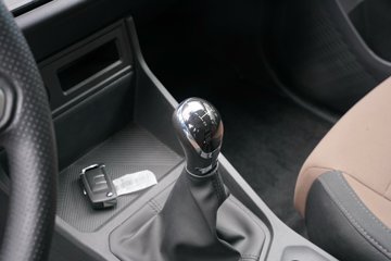 �����ͼ ������ 1.6L���� 122���� ����5�� 2.6��˫�Ų�դʽ΢��(��̥)ͼƬ
