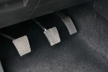 �����ͼ ������ 1.6L���� 122���� ����5�� 2.6��˫�Ų�դʽ΢��(��̥)ͼƬ