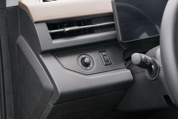 �����ͼ ������ 1.6L���� 122���� ����5�� 2.6��˫�Ų�դʽ΢��(��̥)ͼƬ