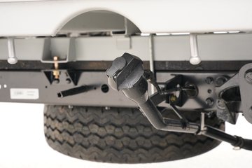 �����ͼ ������ 1.6L���� 122���� ����5�� 2.6��˫�Ų�դʽ΢��(��̥)ͼƬ