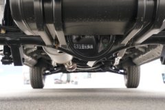 解放悦图 豪华版 1.6L汽油 122马力 东安5档 2.6米双排仓栅式微卡(后单胎)