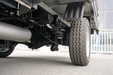 �����ͼ ������ 1.6L���� 122���� ����5�� 2.6��˫�Ų�դʽ΢��(��̥)ͼƬ