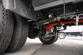 悦图&nbsp;电动载货车底盘图片