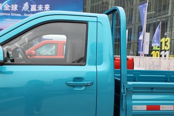 �����ͼ ������ 1.6L CNG 105���� ����5�� 3.3�׵�������΢��(��̥)ͼƬ