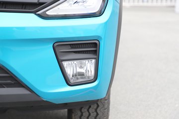 �����ͼ ������ 1.6L CNG 105���� ����5�� 3.3�׵�������΢��(��̥)ͼƬ
