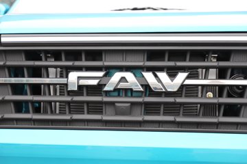 �����ͼ ������ 1.6L CNG 105���� ����5�� 3.3�׵�������΢��(��̥)ͼƬ