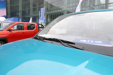 �����ͼ ������ 1.6L CNG 105���� ����5�� 3.3�׵�������΢��(��̥)ͼƬ