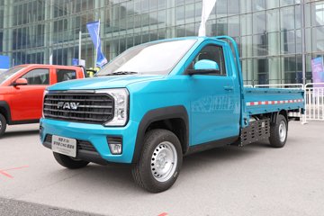 �����ͼ ������ 1.6L CNG 105���� ����5�� 3.3�׵�������΢��(��̥)ͼƬ