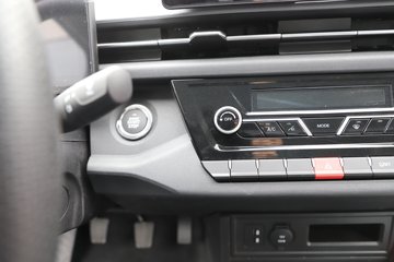 �����ͼ ������ 1.6L CNG 105���� ����5�� 3.3�׵�������΢��(��̥)ͼƬ