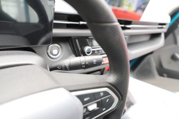 �����ͼ ������ 1.6L CNG 105���� ����5�� 3.3�׵�������΢��(��̥)ͼƬ
