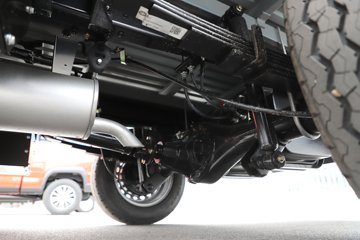 �����ͼ ������ 1.6L CNG 105���� ����5�� 3.3�׵�������΢��(��̥)ͼƬ