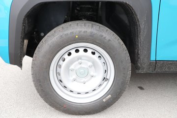 �����ͼ ������ 1.6L CNG 105���� ����5�� 3.3�׵�������΢��(��̥)ͼƬ