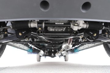 �����ͼ ������ 1.6L CNG 105���� ����5�� 3.3�׵�������΢��(��̥)ͼƬ