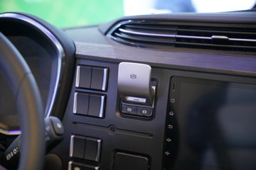 ���J6E 12.5L���� 520���� 4X2 һ�����12�� AMT�Զ��� L2 ǣ����ͼƬ