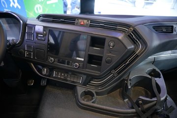 ���J6E 12.5L���� 520���� 4X2 һ�����12�� AMT�Զ��� L2 ǣ����ͼƬ