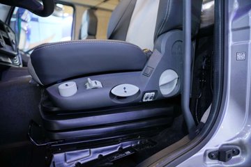 ���J6E 12.5L���� 520���� 4X2 һ�����12�� AMT�Զ��� L2 ǣ����ͼƬ