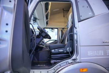 ���J6E 12.5L���� 520���� 4X2 һ�����12�� AMT�Զ��� L2 ǣ����ͼƬ