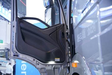 ���J6E 12.5L���� 520���� 4X2 һ�����12�� AMT�Զ��� L2 ǣ����ͼƬ