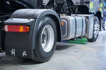 ���J6E 12.5L���� 520���� 4X2 һ�����12�� AMT�Զ��� L2 ǣ����ͼƬ