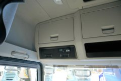 解放J7 创领版 640马力 6X4 AMT自动档牵引车 解放J7 创领版 640马力 6X4 AMT自动档牵引车