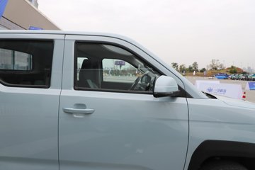 �����ͼ 2.6��˫�Ŵ��綯����΢�� ��������43.2kWhͼƬ