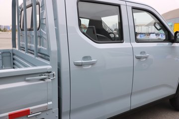 �����ͼ 2.6��˫�Ŵ��綯����΢�� ��������43.2kWhͼƬ