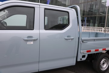 �����ͼ 2.6��˫�Ŵ��綯����΢�� ��������43.2kWhͼƬ