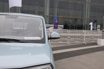 �����ͼ 2.6��˫�Ŵ��綯����΢�� ��������43.2kWhͼƬ