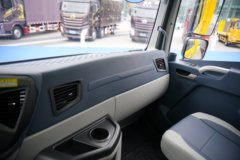 解放JH6 6.6L柴油 290马力 4X2 法士特8档 车厢可卸式载货车 解放JH6 6.6L柴油 290马力 4X2 法士特8档 车厢可卸式载货车