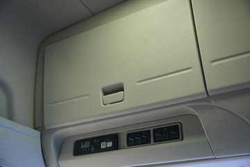 ���JH6 6.6L���� 290���� 4X2 ��ʿ��8�� �����жʽ�ػ���ͼƬ