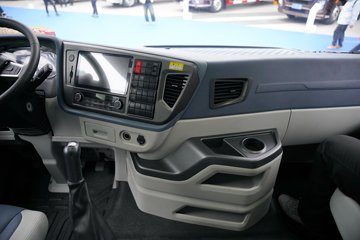���JH6 6.6L���� 290���� 4X2 ��ʿ��8�� �����жʽ�ػ���ͼƬ