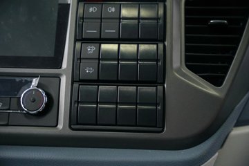 ���JH6 6.6L���� 290���� 4X2 ��ʿ��8�� �����жʽ�ػ���ͼƬ
