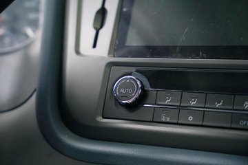 ���JH6 6.6L���� 290���� 4X2 ��ʿ��8�� �����жʽ�ػ���ͼƬ