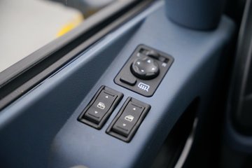 ���JH6 6.6L���� 290���� 4X2 ��ʿ��8�� �����жʽ�ػ���ͼƬ