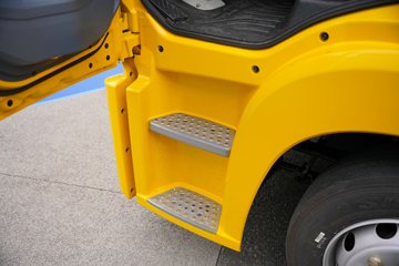 ���JH6 6.6L���� 290���� 4X2 ��ʿ��8�� �����жʽ�ػ���ͼƬ