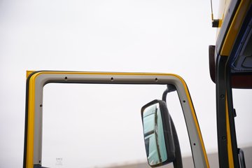 ���JH6 6.6L���� 290���� 4X2 ��ʿ��8�� �����жʽ�ػ���ͼƬ