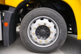 解放JH6&nbsp;载货车底盘                                                图片