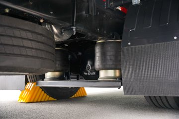 ���JH6 6.6L���� 290���� 4X2 ��ʿ��8�� �����жʽ�ػ���ͼƬ
