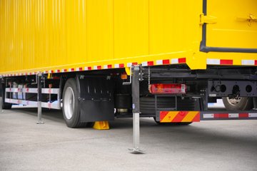 ���JH6 6.6L���� 290���� 4X2 ��ʿ��8�� �����жʽ�ػ���ͼƬ