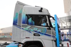 陕汽德龙G6000 12.5L柴油 560马力 4X2 法士特16档 牵引车