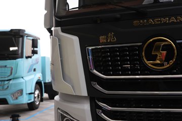 ��������G6000 12.5L���� 560���� 4X2 ��ʿ��16�� ǣ����ͼƬ