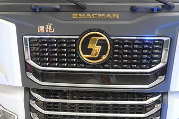 ��������G6000 12.5L���� 560���� 4X2 ��ʿ��16�� ǣ����ͼƬ