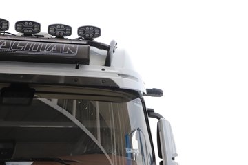 ��������G6000 12.5L���� 560���� 4X2 ��ʿ��16�� ǣ����ͼƬ