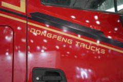 东风畅行X9 15.5L LNG 630马力 6X4 法士特16档 AMT自动档 牵引车